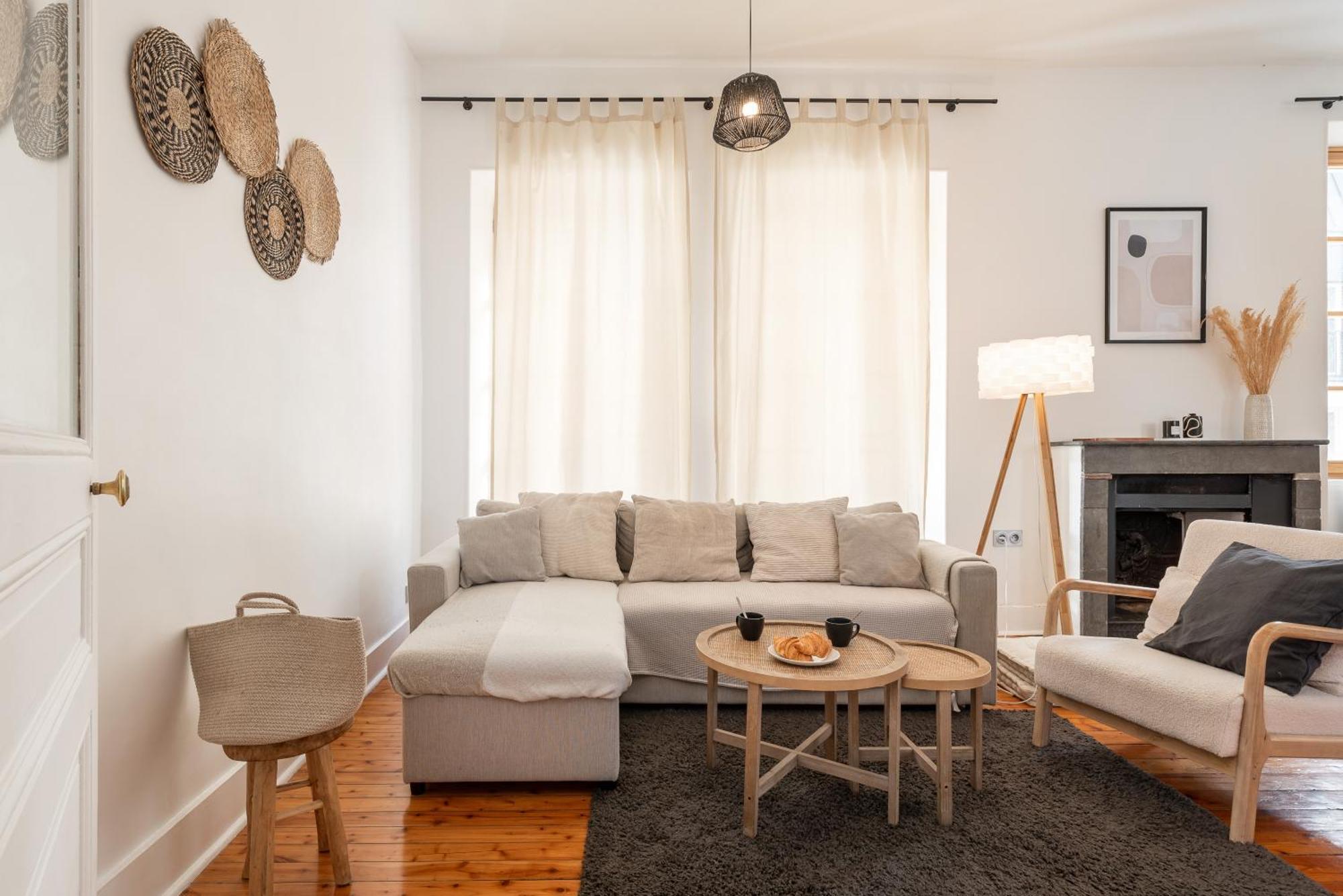 Appartement Spacieux Et Chaleureux Coeur De Ville Chambéry Buitenkant foto