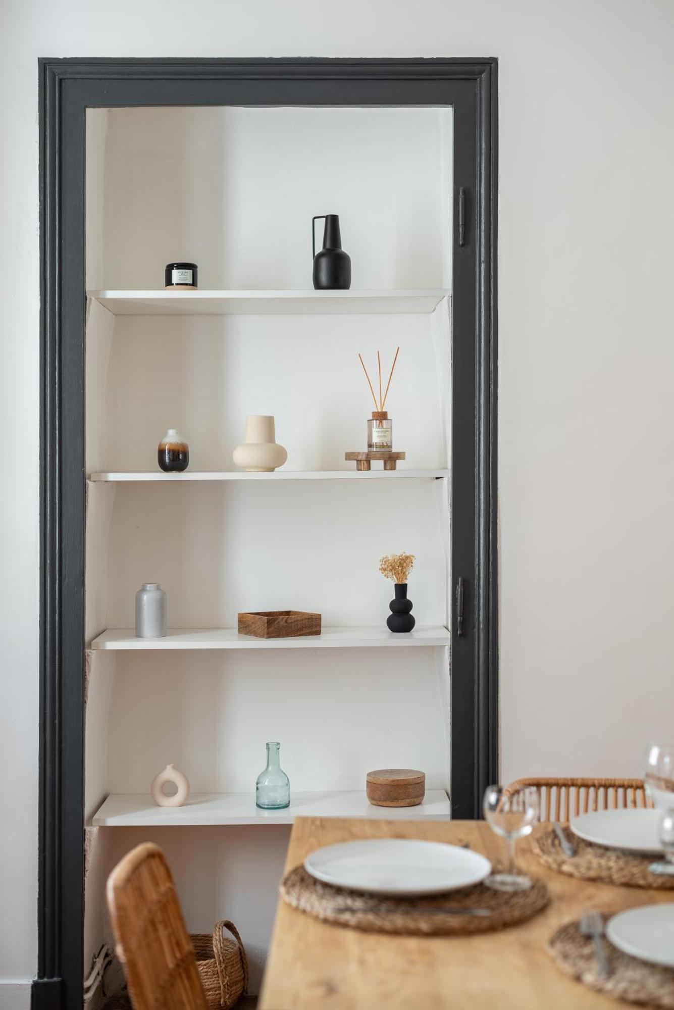 Appartement Spacieux Et Chaleureux Coeur De Ville Chambéry Buitenkant foto