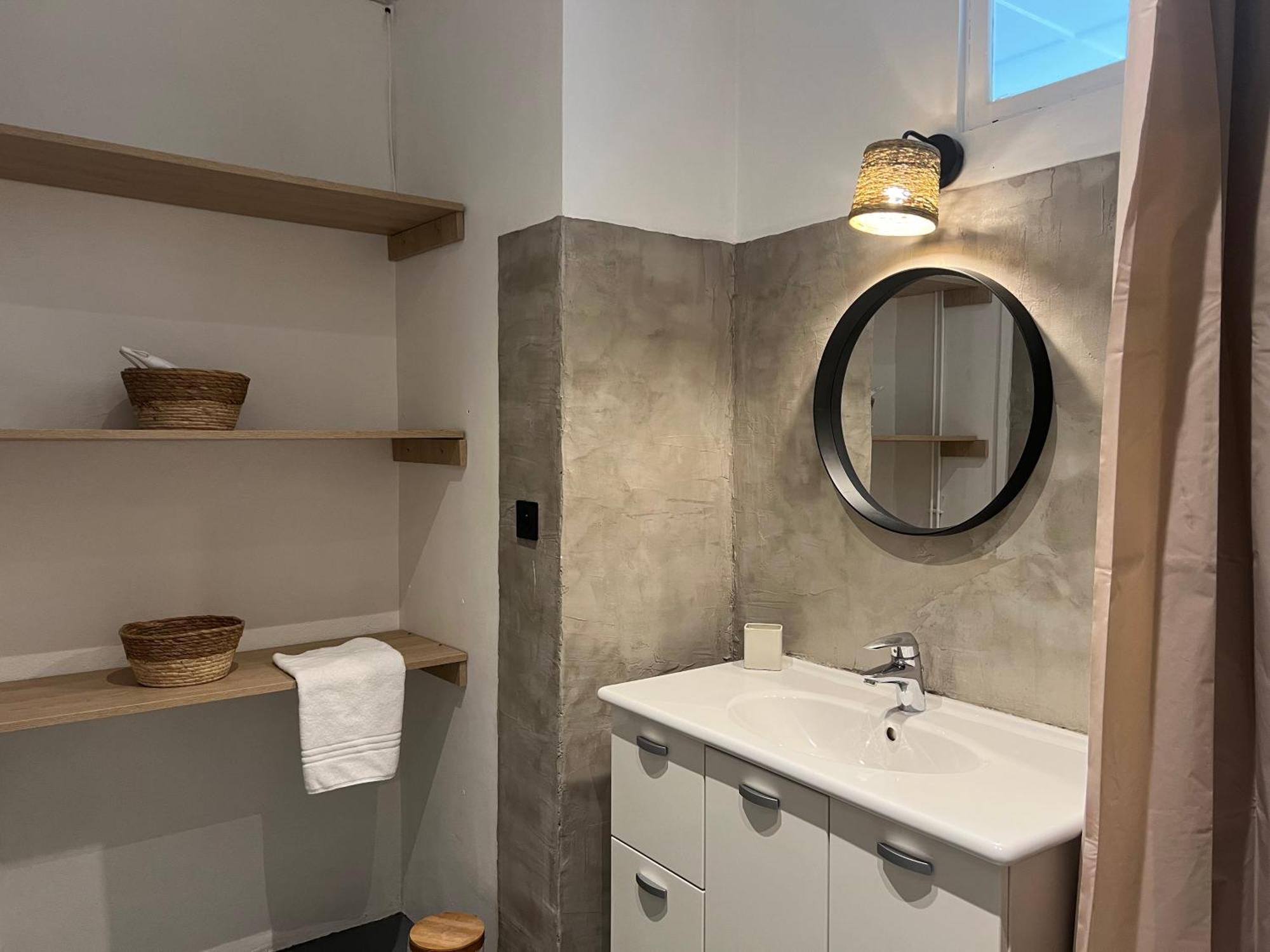 Appartement Spacieux Et Chaleureux Coeur De Ville Chambéry Buitenkant foto